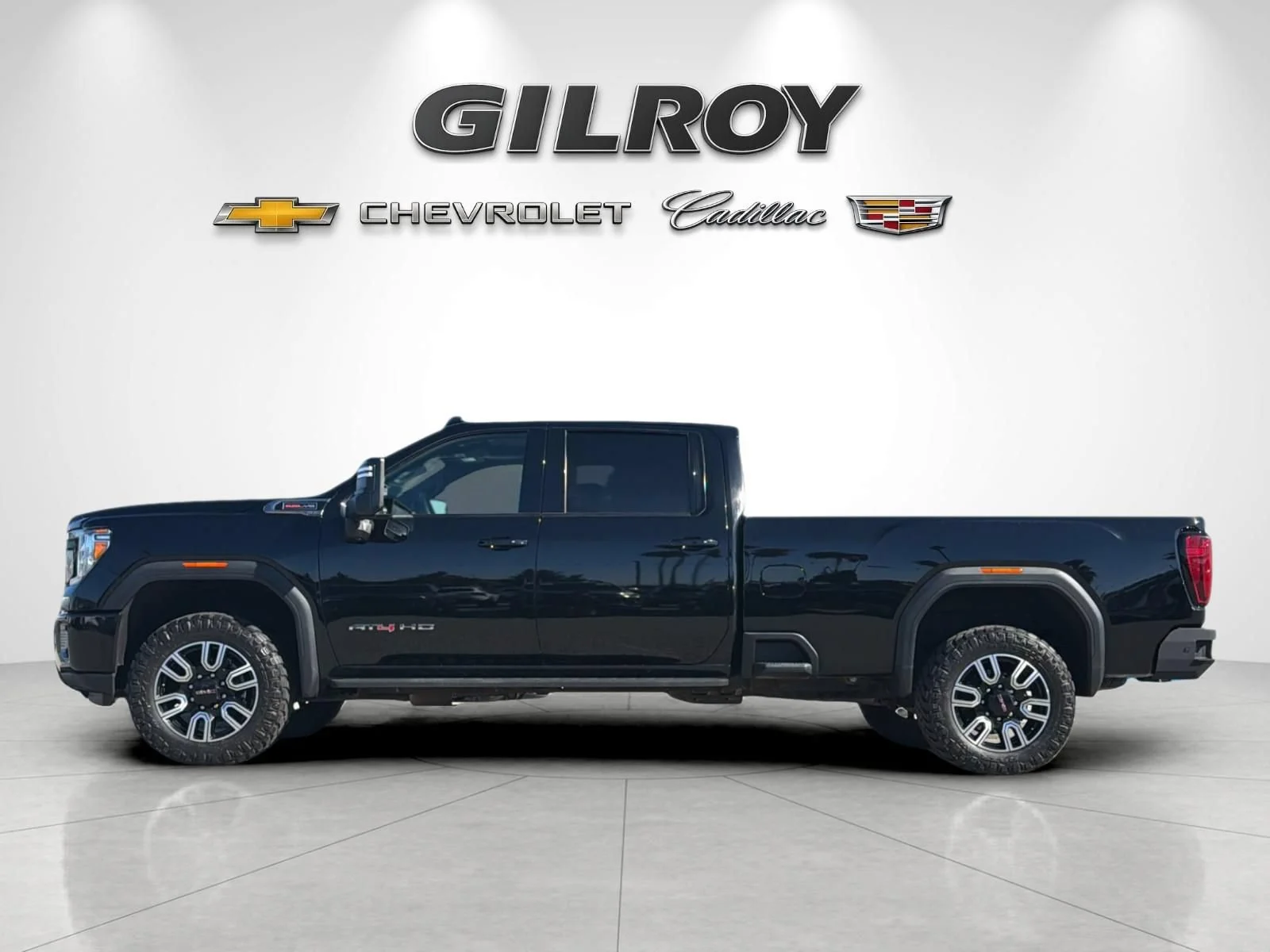 Used 2022 ONYX BLACK GMC AT4 image 6