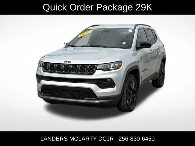 Used 2026 Silver Jeep Latitude image 4