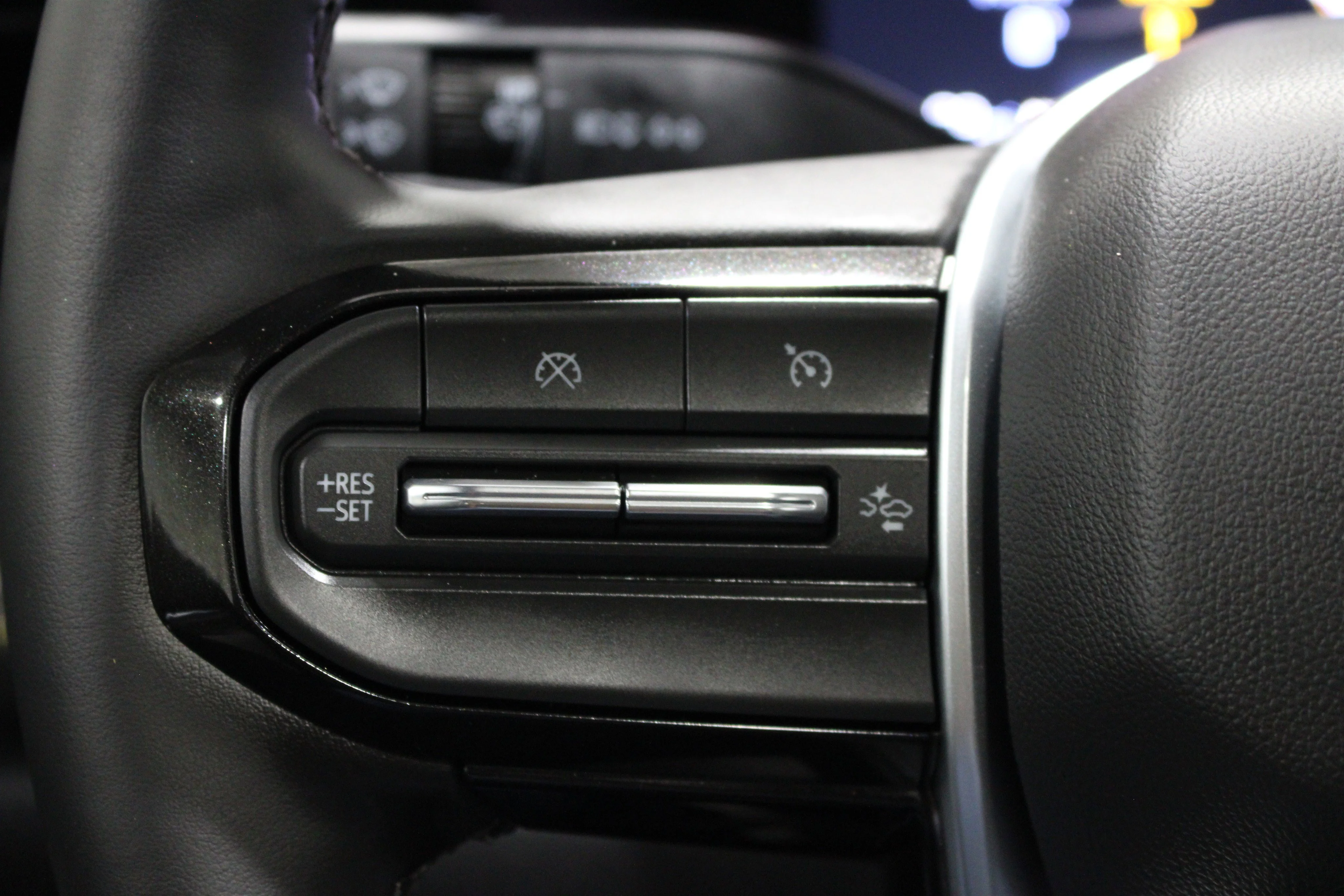 2026 Chevrolet Colorado ZR2 - Photo 12