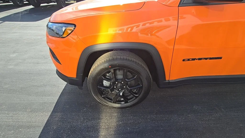 New 2026 Joose Exterior Paint Jeep Latitude image 13
