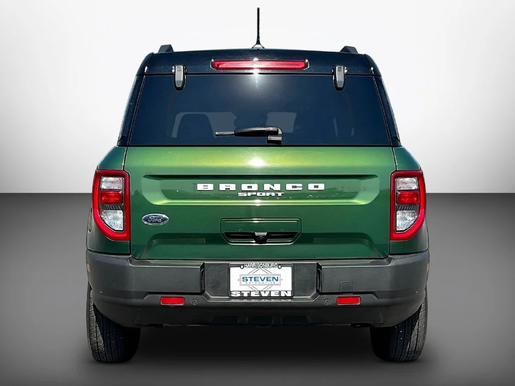 Used 2024 Green Ford Outer Banks image 5