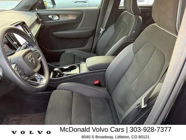 Used 2023 Black Volvo Twin Plus image 3