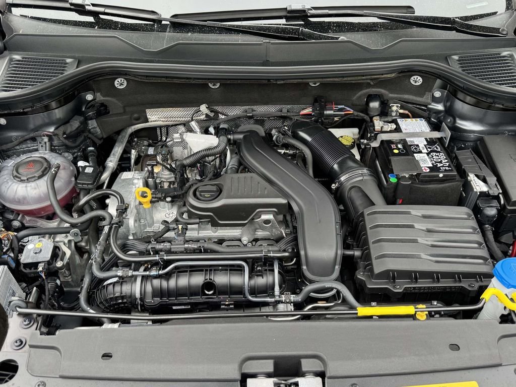 Certified Used 2025 Gray Volkswagen 1.5T SEL image 13