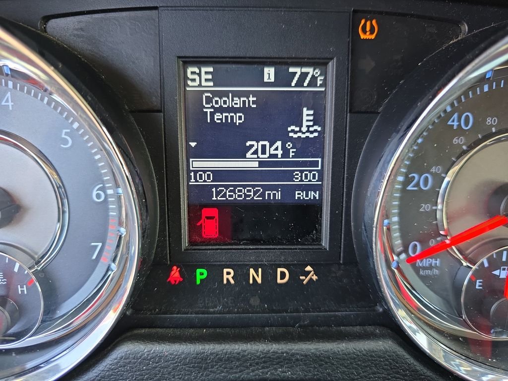 2011 Chrysler Town & Country Touring - Photo 33