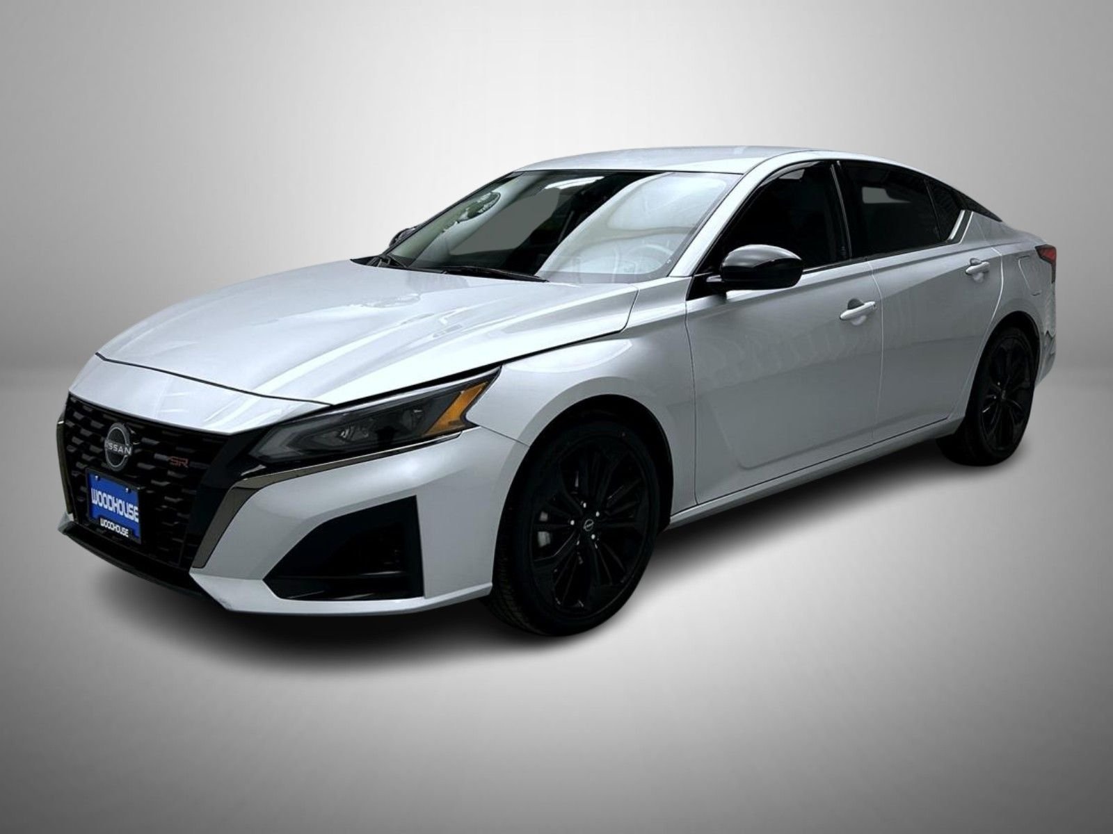 2024 Nissan Altima SR