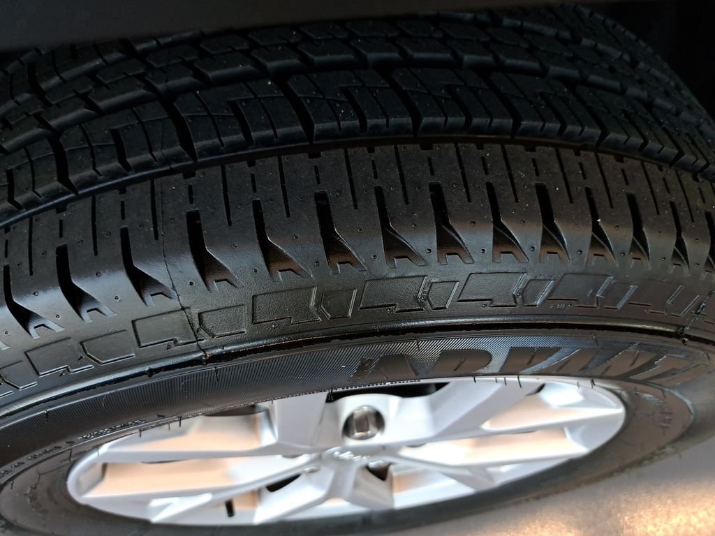 Used 2022 Gray Jeep Limited image 37