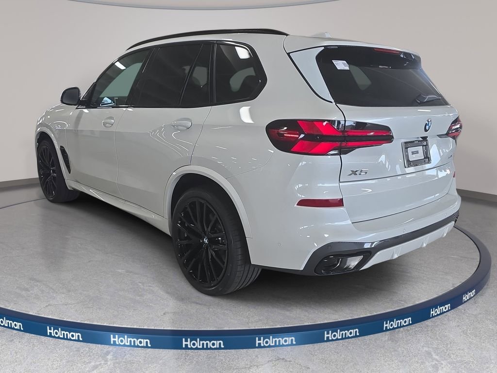 New 2026 Mineral White Metallic BMW sDrive40i image 6