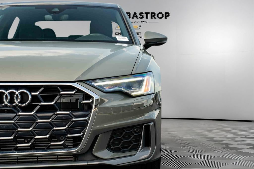 Used 2024  Audi 55 Premium Plus image 8