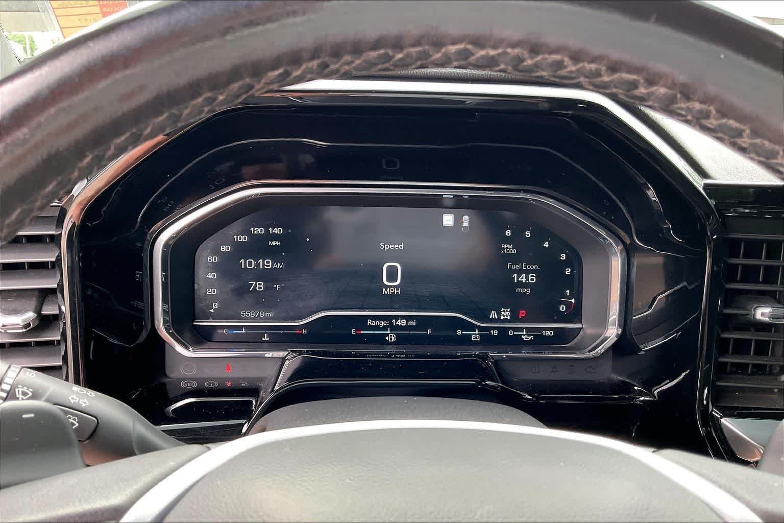 Used 2022 White Frost Tricoat GMC SLT image 25