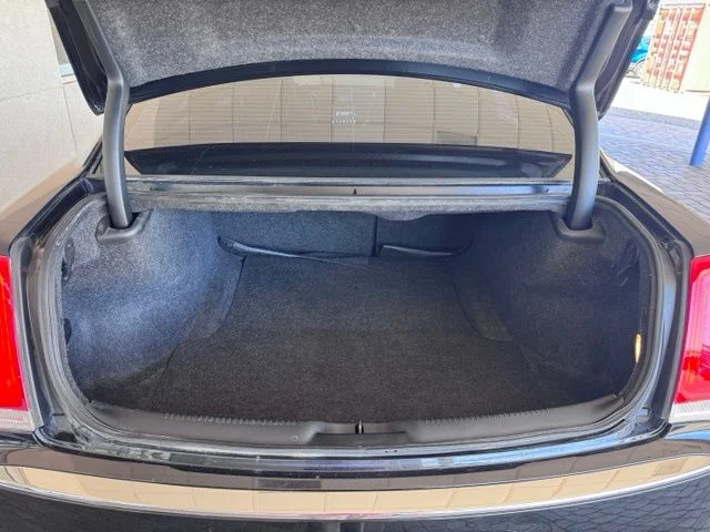 2018 Chrysler 300 Touring - Photo 22