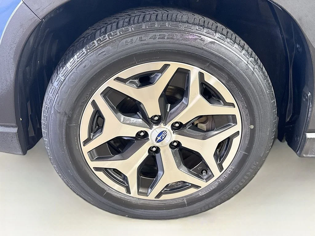 Used 2021 Blue Subaru Premium image 40