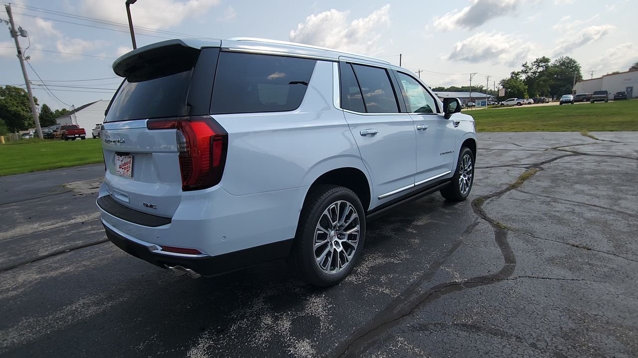 2026 GMC Yukon Denali - Photo 8