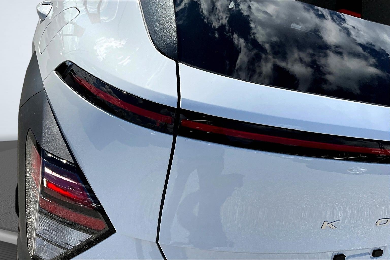 Certified Used 2025 White Hyundai SEL image 21