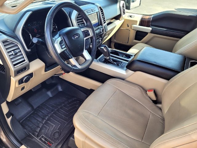 Used 2015  Ford Lariat image 10