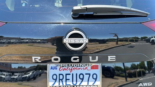 Used 2025 Black Nissan SV image 12