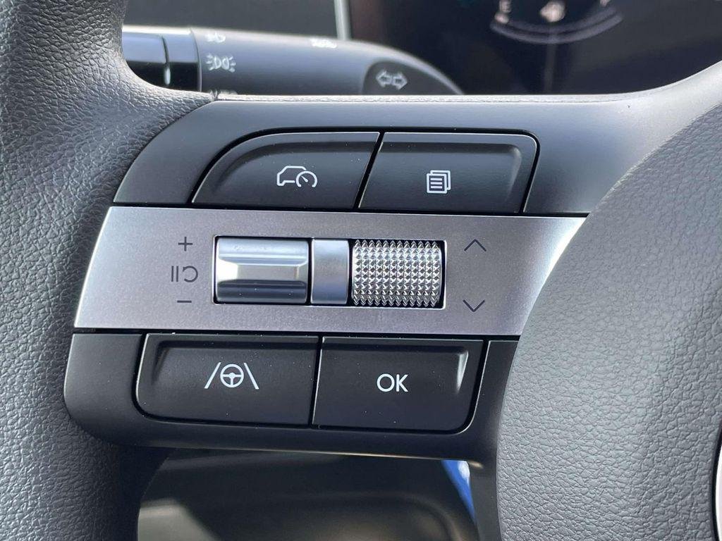 New 2026 White Hyundai SEL AWD image 19