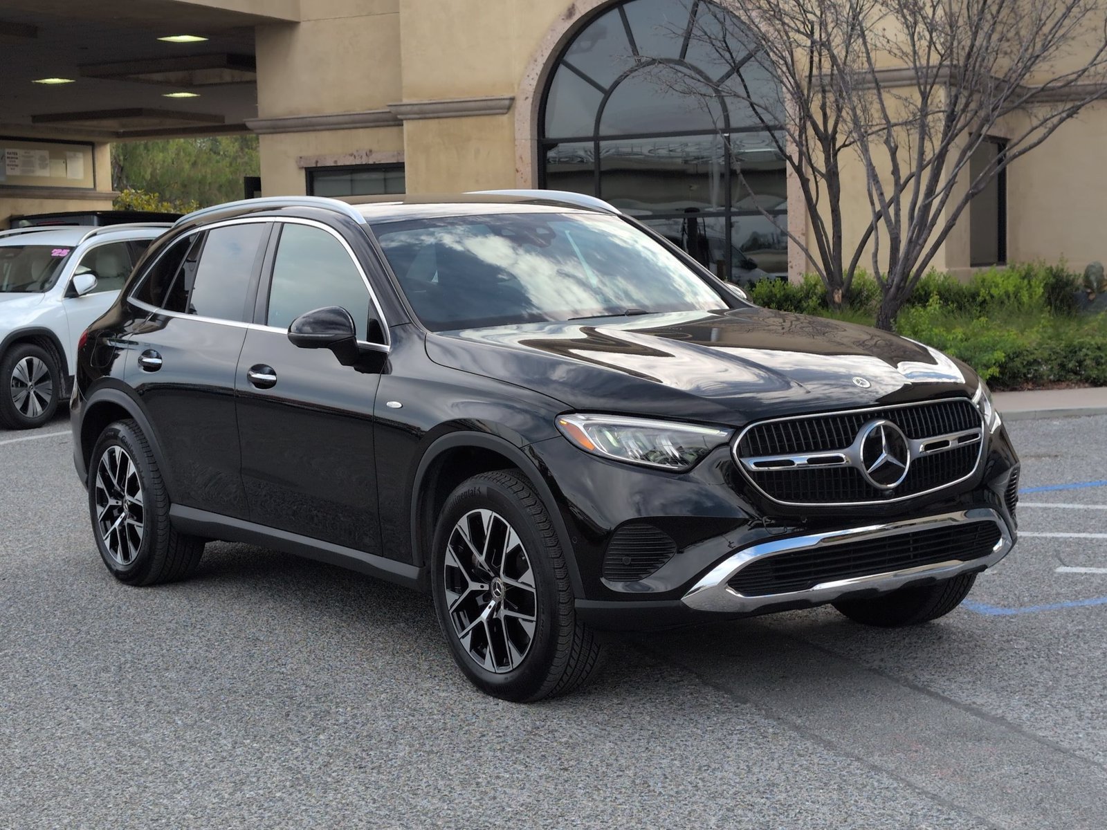 Certified Used 2025 Black Mercedes-Benz GLC 350e image 3