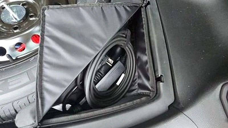 Used 2024 Black Jeep 4xe image 23