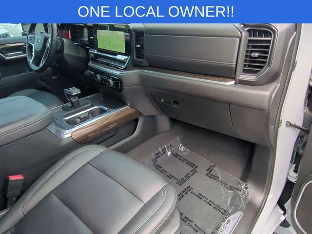 Used 2025 Gray Chevrolet RST image 37