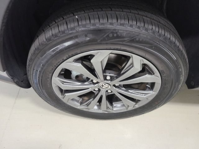 Certified Used 2022 Silver Sky Metallic Toyota Hybrid Limited image 41