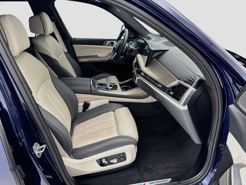 2026 BMW X7 40i - Photo 19