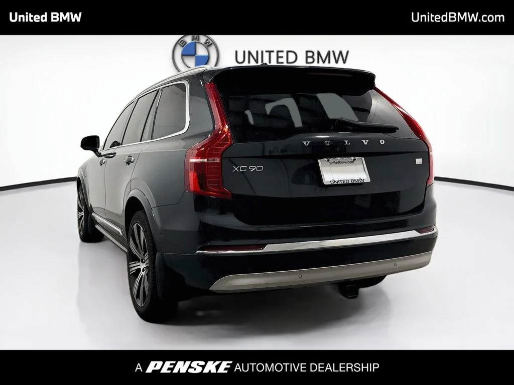 Used 2022 Gray Metallic Volvo T8 Inscription 7 Passenger image 7