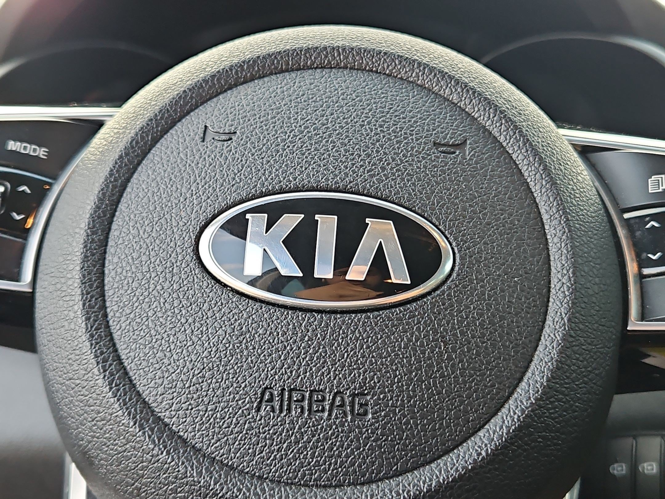 Certified Used 2020 White Kia LX image 24