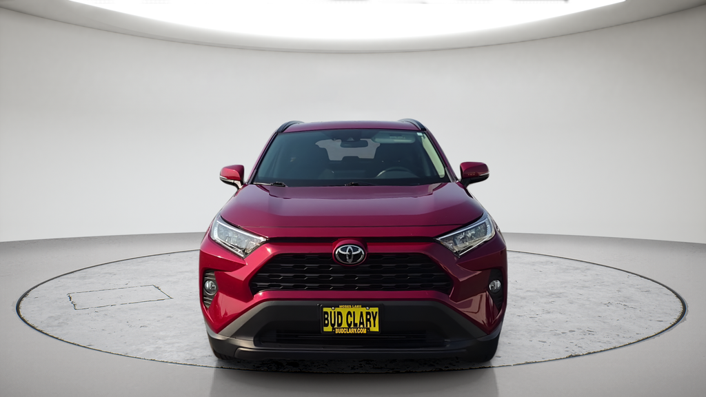 Used 2021 Red Toyota XLE image 20