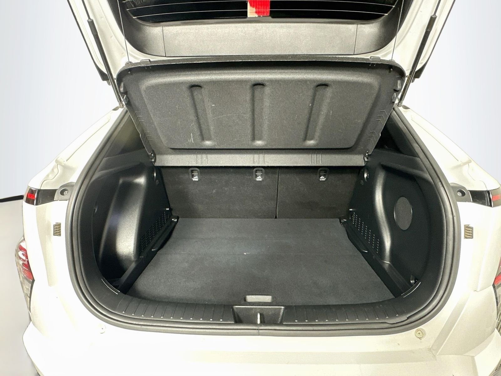 Used 2024 Atlast White w/Black Roof Hyundai N Line image 29