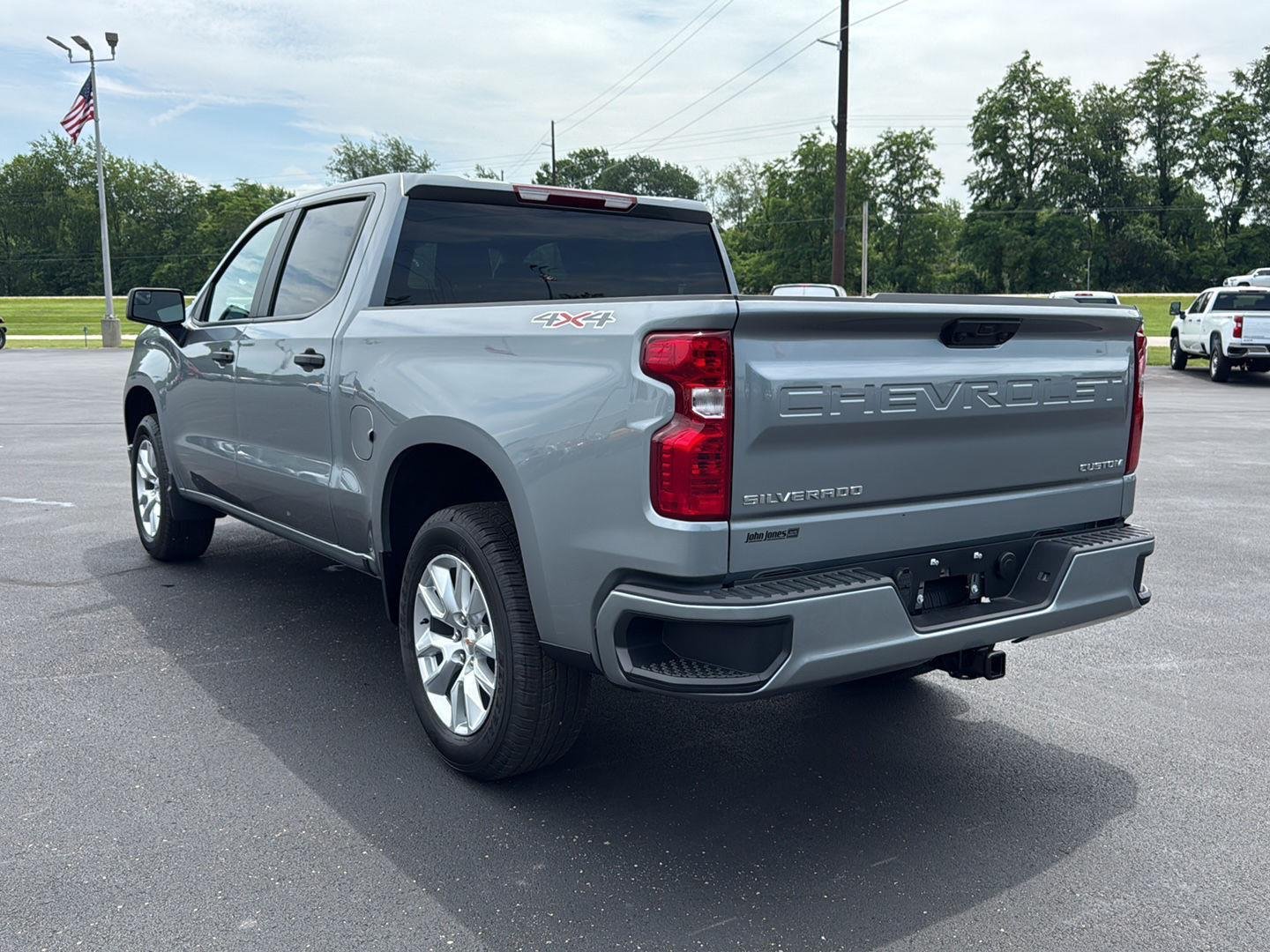 2026 Chevrolet Silverado 1500 Custom - Photo 17