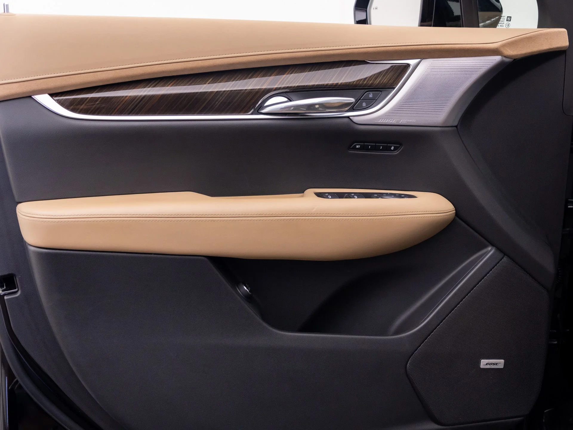 Used 2025 Black Cadillac Premium Luxury image 12
