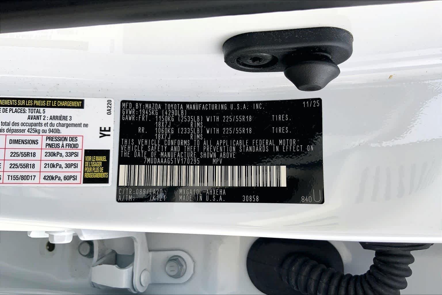 Used 2026 Wind Chill Pearl Toyota XLE image 36