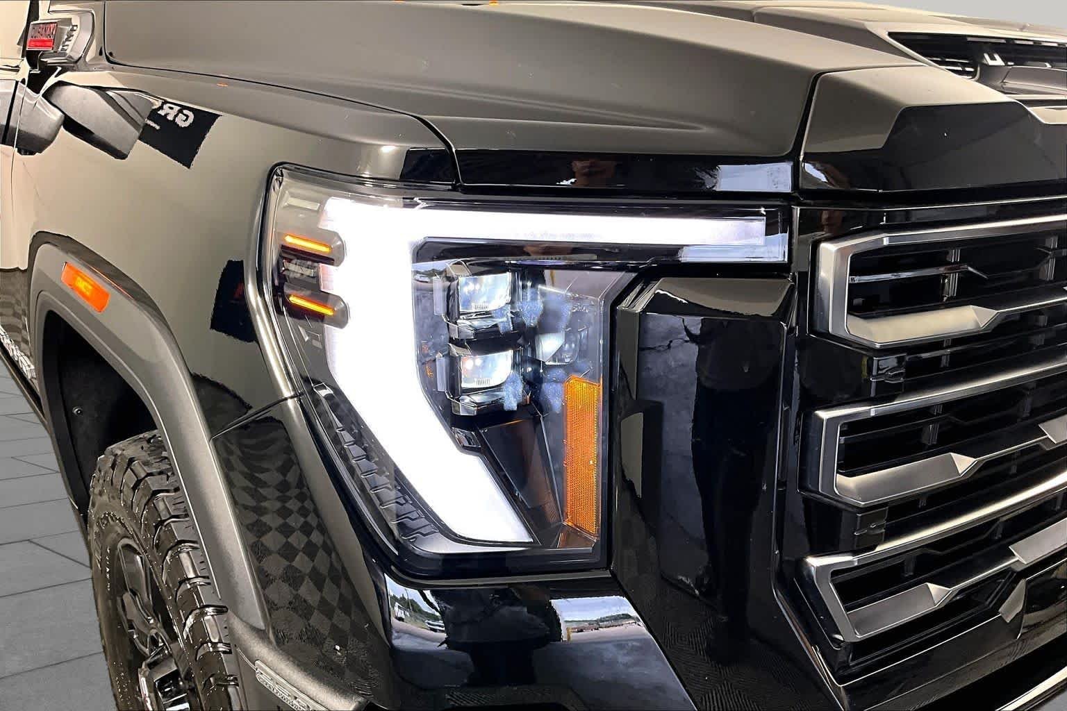 2026 GMC Sierra 2500HD AT4 - Photo 26