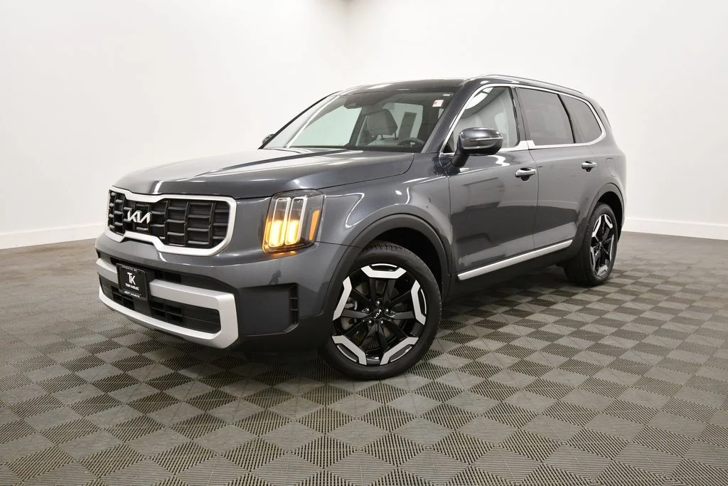Certified 2024 Kia Telluride S with VIN 5XYP6DGC6RG538892 for sale in Rochester, Minnesota