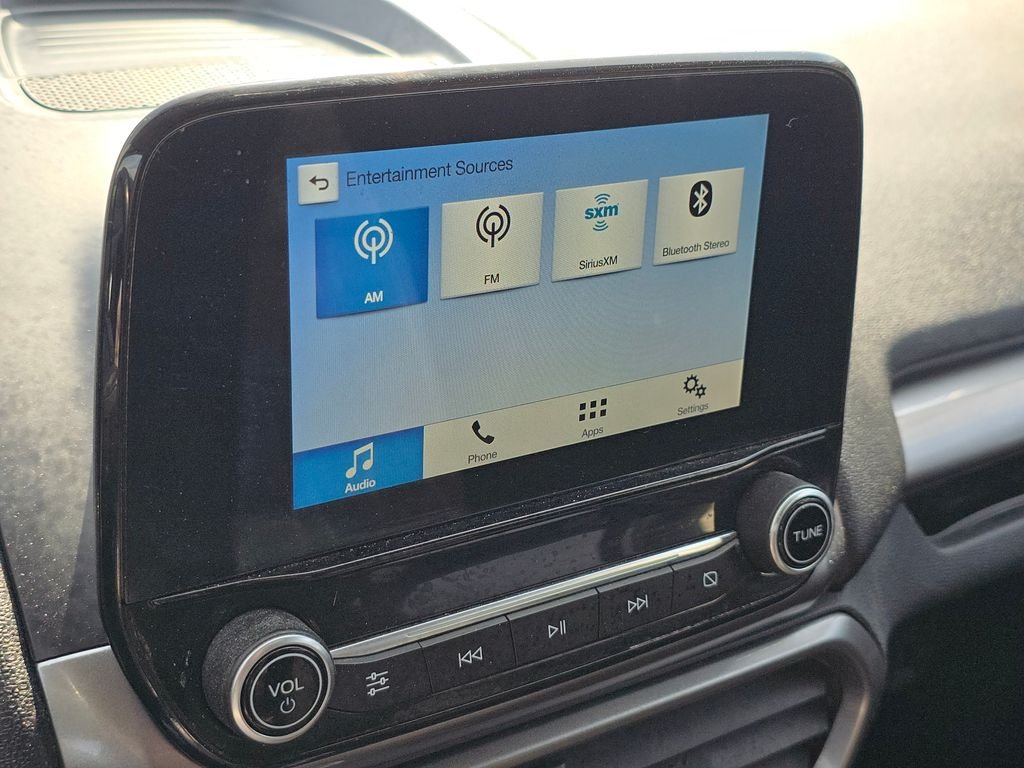 Used 2019 Silver Ford SE image 32
