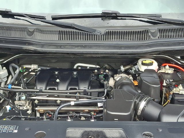 Used 2019 Gray Ford XLT image 29