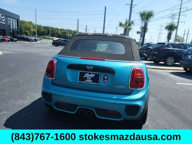 Used 2019 Blue MINI Classic image 9