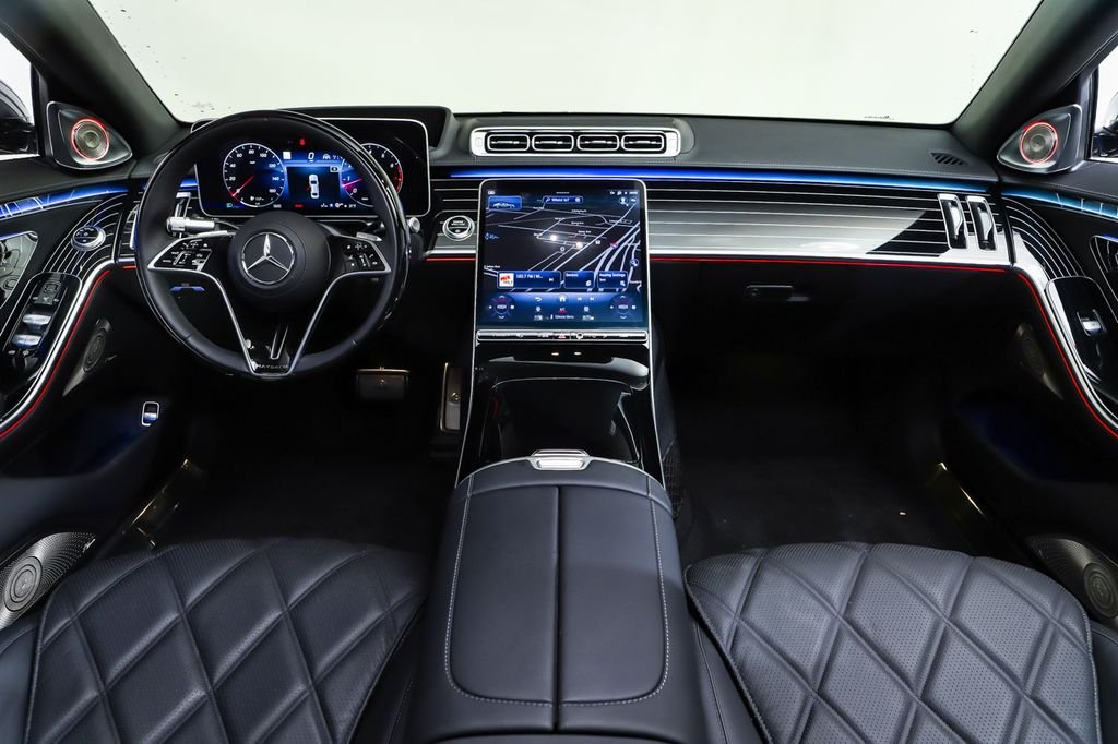Certified Used 2024  Mercedes-Benz Maybach S 580 image 7