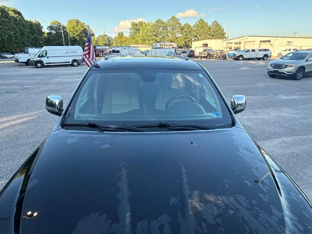 Used 2019 Black Jeep Overland image 12