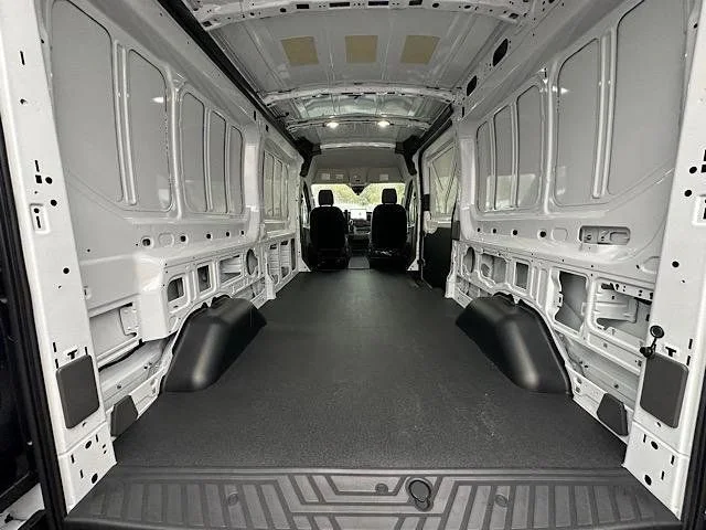 New 2026 Oxford White Ford Cargo Van image 8