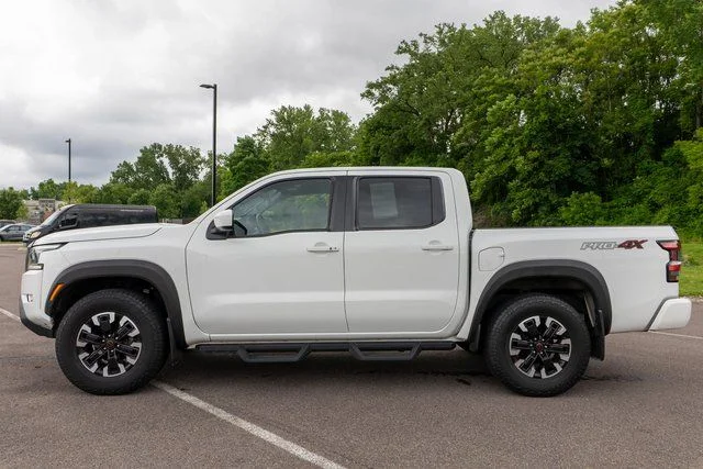 Used 2023 White Nissan PRO-4X image 9