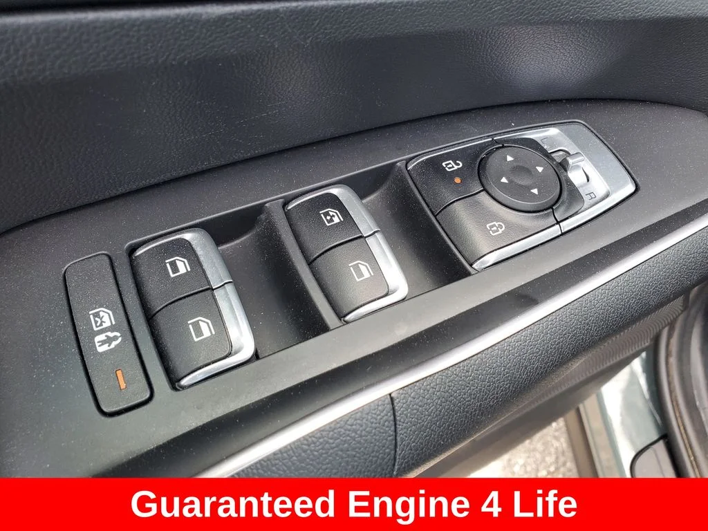 Used 2025 Green Kia EX image 9