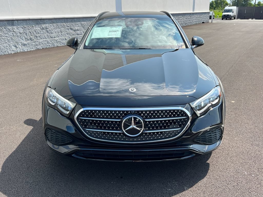 New 2026 Obsidian Black Metallic Mercedes-Benz E 450 image 40