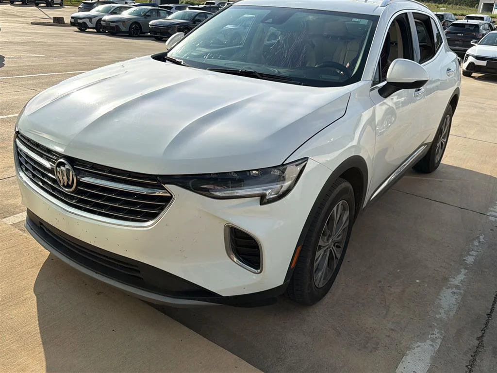 Used 2023 Summit White Buick Preferred image 2