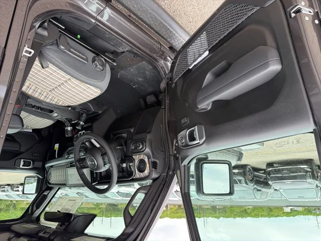 New 2026 Gray Jeep 85th Anniversary Edition image 10