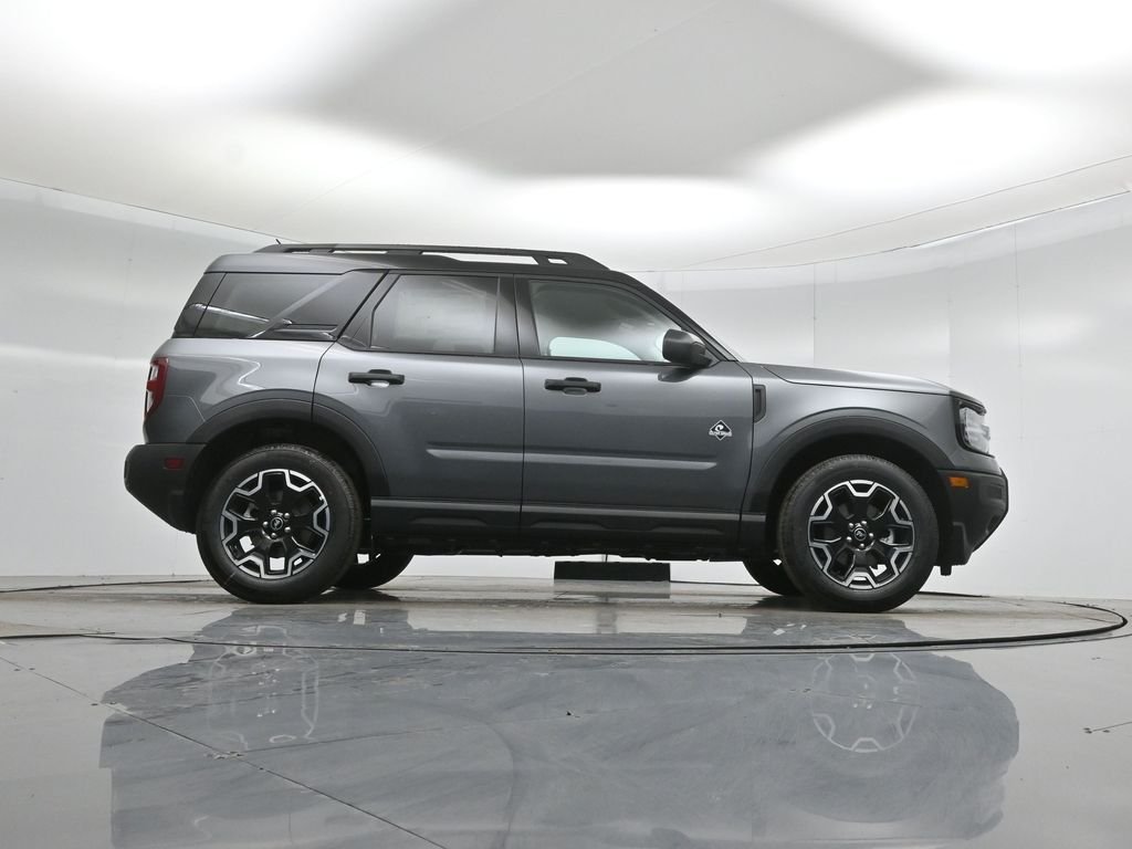 New 2026 Carbonized Gray Metallic Ford Outer Banks image 43