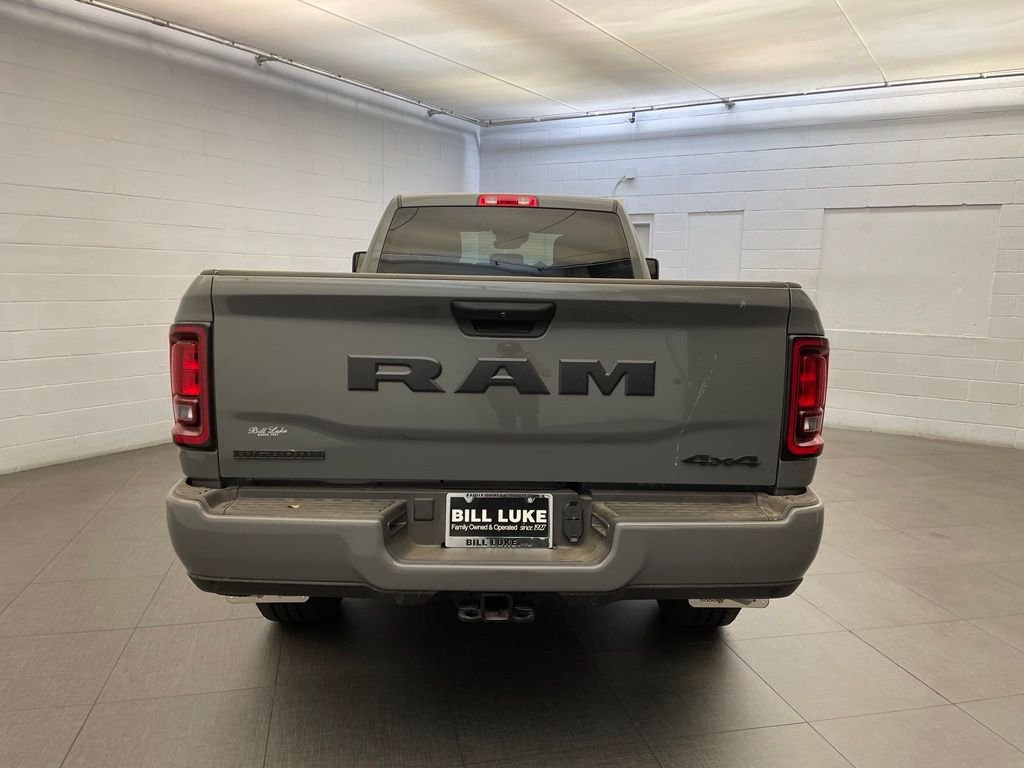 New 2026 Ceramic Gray Clear-Coat Exterior Paint RAM Big Horn SRW image 4