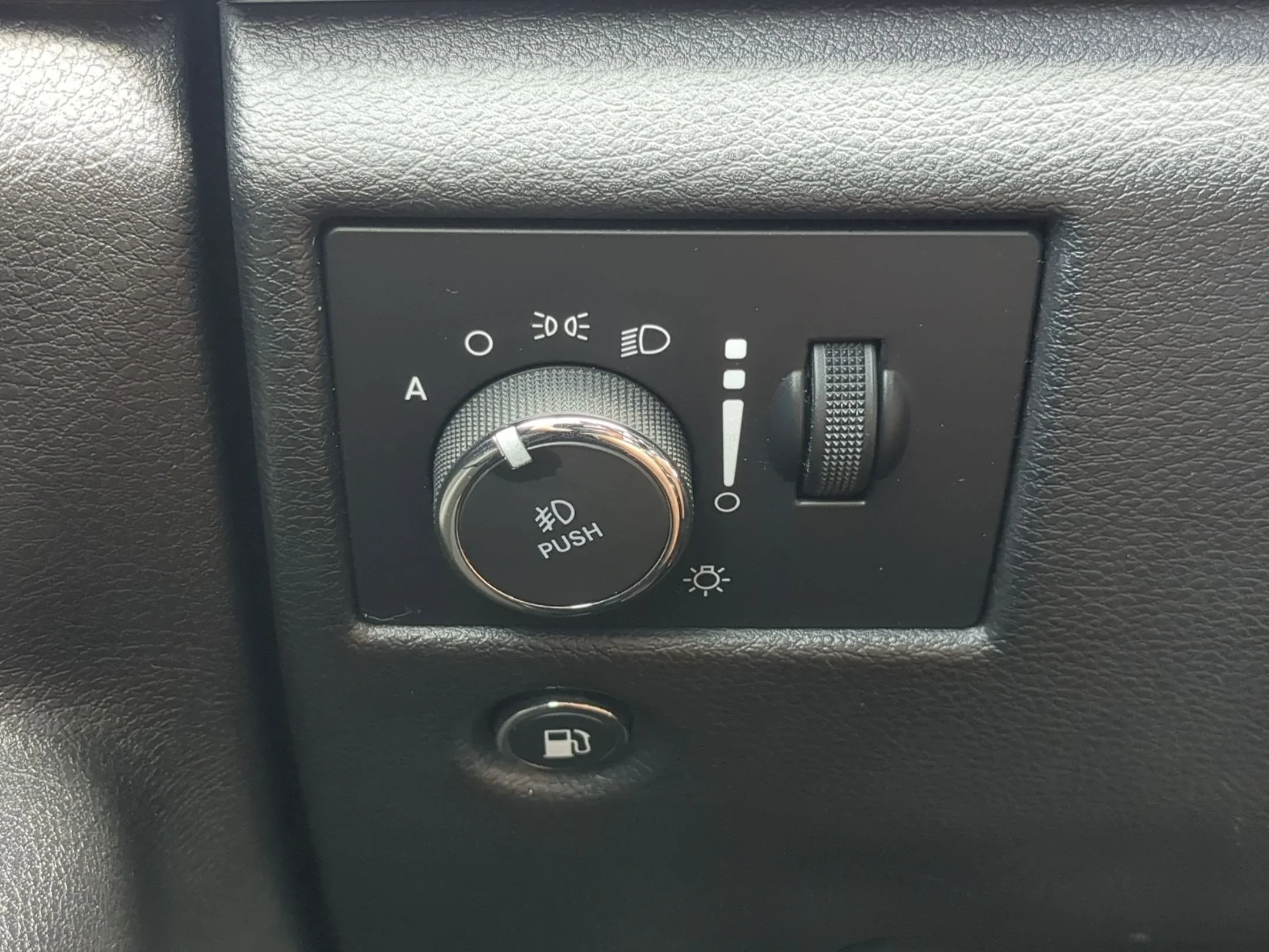 Used 2020 Bright White Clearcoat Jeep Overland image 17