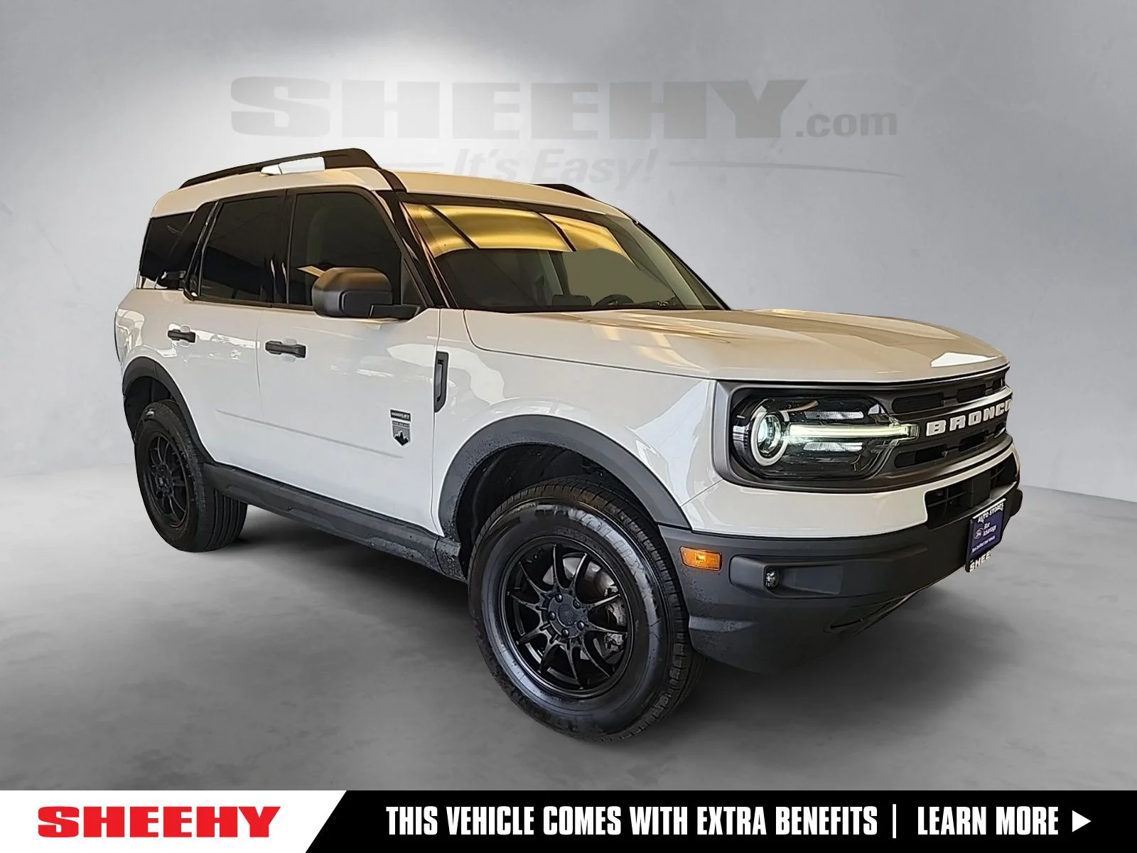 Used 2022 White Ford Big Bend image 1