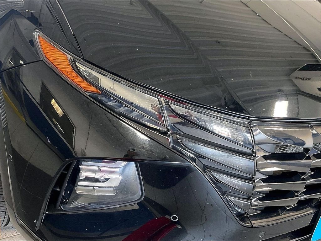 Used 2022 Black Hyundai Limited image 33